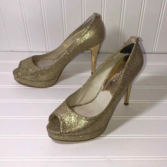 Michael Kors Gold Pumps Size 8 - Picture 4 of 6